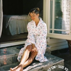 NWT Djerf Avenue Summer Berries Robe